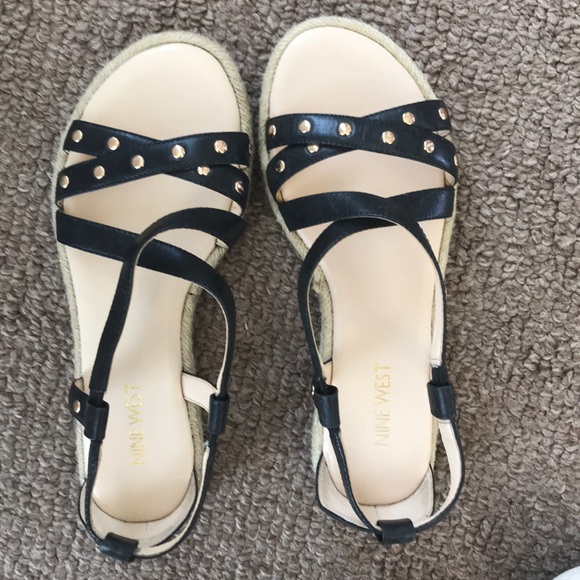 Nine West women’s sandals - Picture 1 of 3